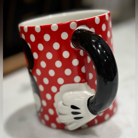 Minnie Mouse Large Ceramic Mug withh Sculptured handle! Disney - Picture 2 of 6